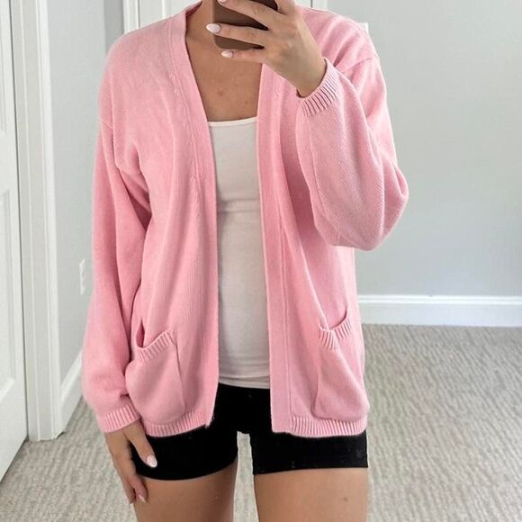 Vintage pink acrylic cardigan with pockets - Picture 1 of 6